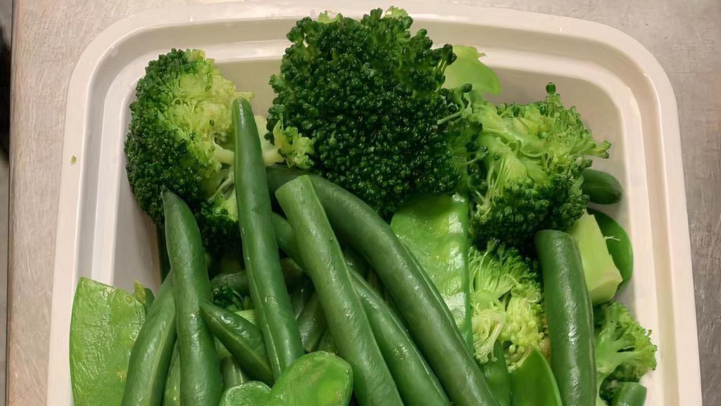 Steamed Triple Jade · Broccoli, snow peas & string beans.