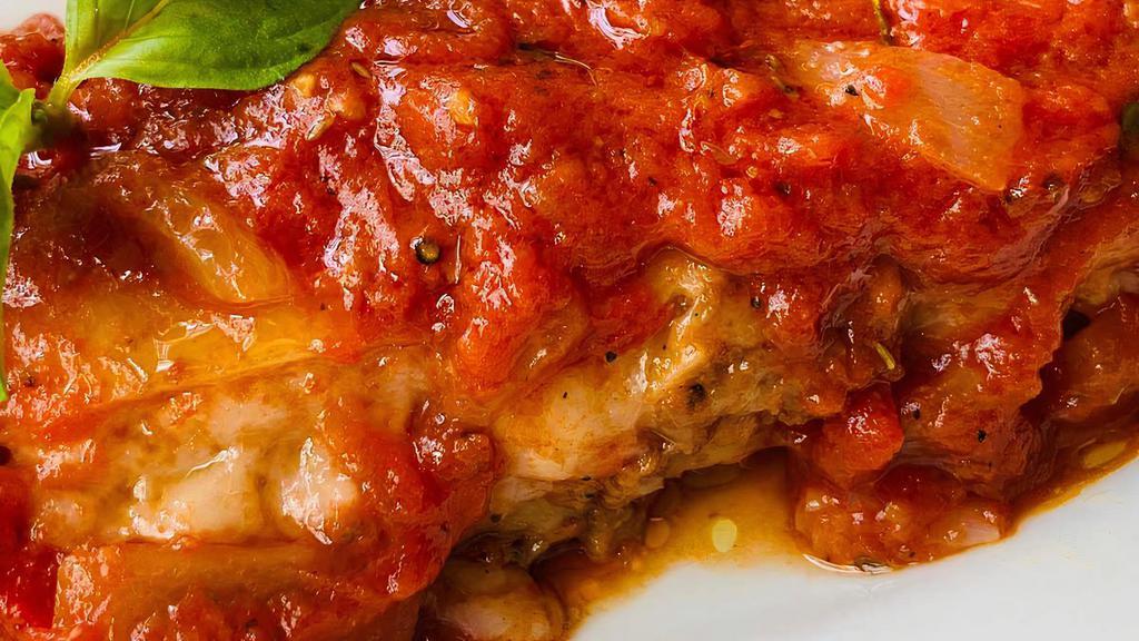 Vegan-Gluten Free Lasagna+Mix Green Salad · Gluten-free pasta sheets layered with impossible meat, fresh basil- tomato sauce and 