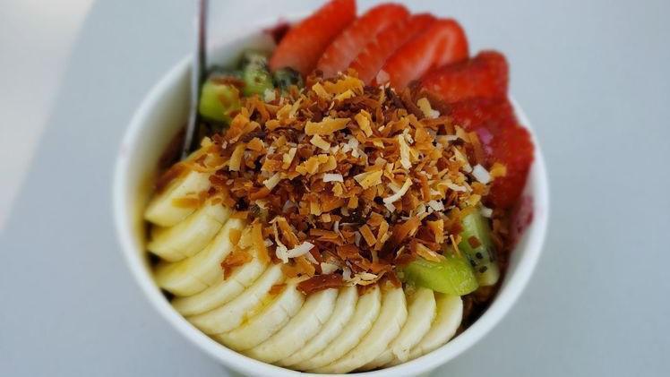 Large Acai Bowl  · 16oz acai bowl made with our classic acai blend, topped with organic granola(contains almonds) , local apple banana, fresh strawberry, local raw Hawaiian honey, and freshly toasted coconut.