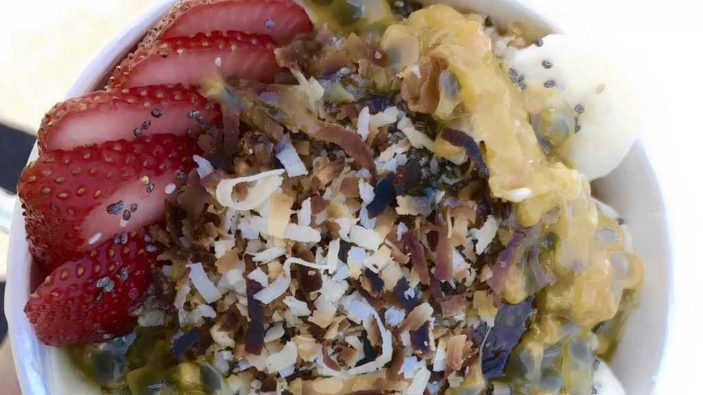 Small Acai Bowl  · 16oz acai bowl made with our classic acai blend, topped with organic granola(contains almonds) , local apple banana, fresh strawberry, local raw Hawaiian honey, and freshly toasted coconut. .