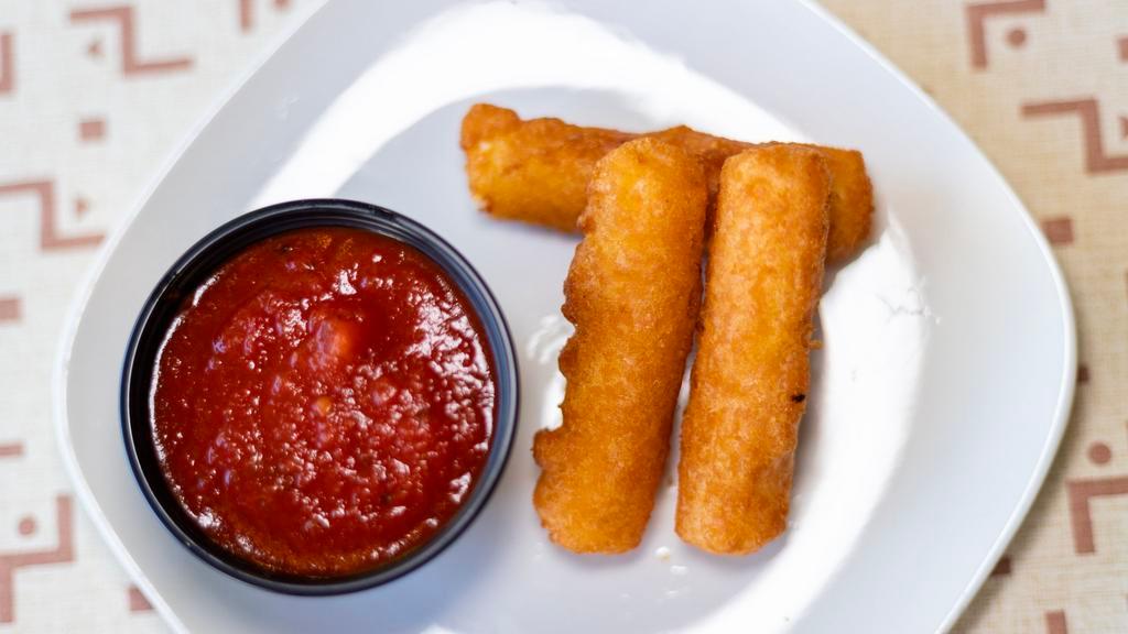 Mozzarella Sticks (6) · Grilled Italian bread topped with diced tomatoes, garlic, onion, basil, and a sprinkle of Romano cheese.