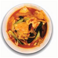 고추 짬뽕 Chilli Jjamppong · Noodles with mixed seafood and vegetables in extra spicy soup.