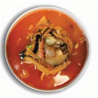 굴 짬뽕 Oyster Jjamppong · Noodles with seafood, vegetables, and extra oysters in spicy soup.