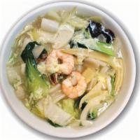 삼선 울면 Samseon-Ulmyeon · Noodles with extra seafood and vegetables in mild gravy soup.