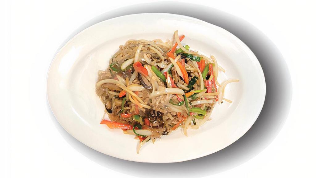 소고기 잡채 Beef Japchae · Stir-fried glass noodles beef, and vegetables with oyster sauce.