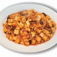 해물 마파 두부 Seafood Mapo Tofu · Stir-fried mixed seafood, vegetables, and braised bean curd with spicy sauce.