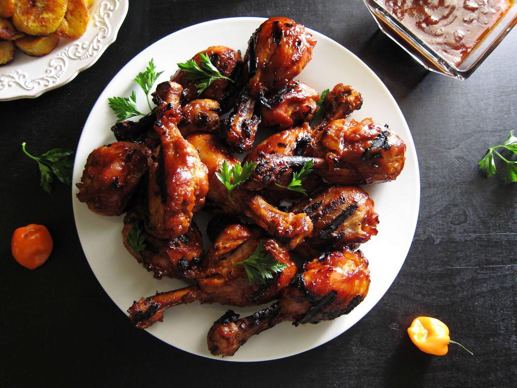 Dini’s Kitchen · Chicken · Salad · Seafood