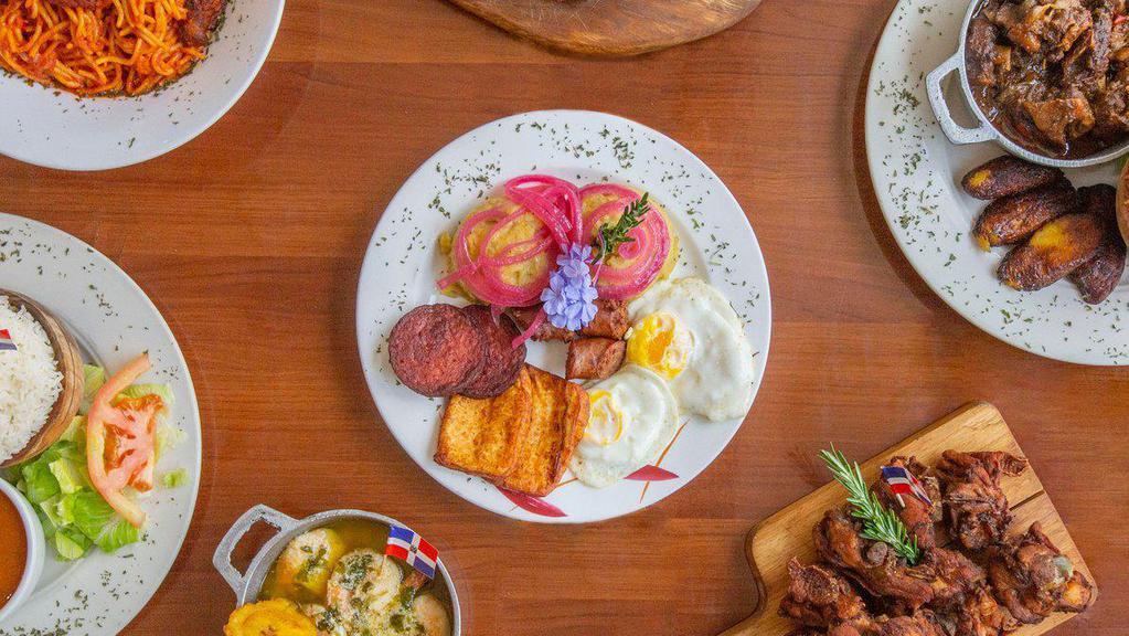 Purita's Restaurant & Lounge · Latin American · Seafood · Coffee