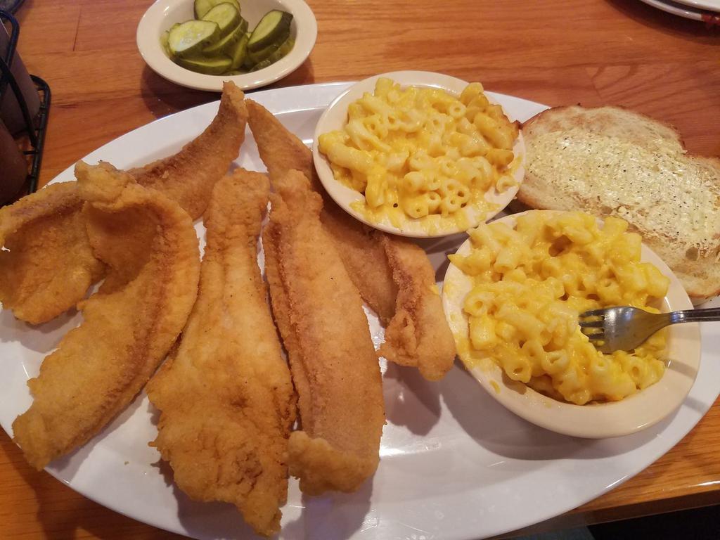 Park Avenue BBQ Grille · Sandwiches · Salad · Seafood · Chicken · Barbecue