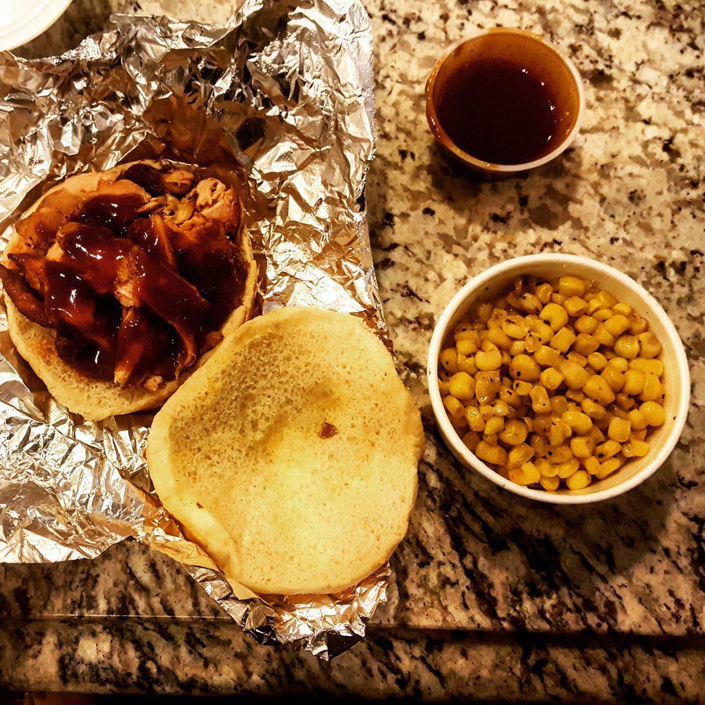 Pig N Chick BBQ · Sandwiches · Barbecue · Chicken · Desserts · Salad