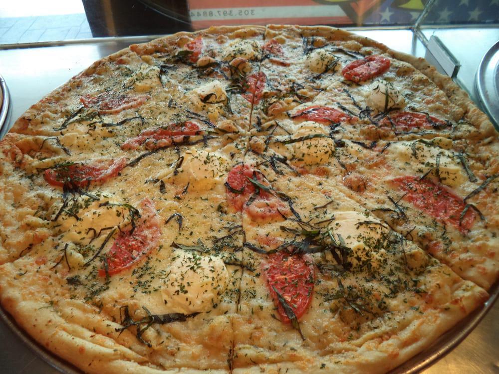Mom's New York Pizza · Italian · Chicken · Pizza