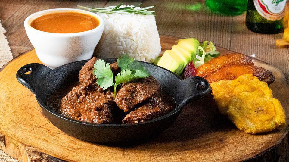 Yarumba Restaurant & Lounge · Vegetarian · Latin American · American · Soup · Salad · Seafood · Japanese · Steak
