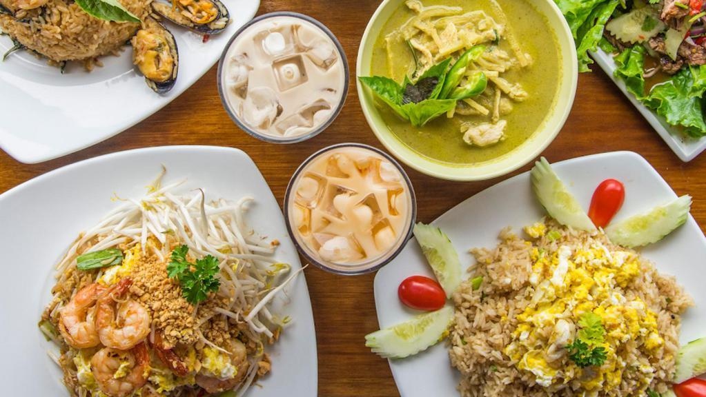 Bangkok FoodTique Asian Fusion Kitchen · Asian · Noodles · Soup · Indian · Chinese
