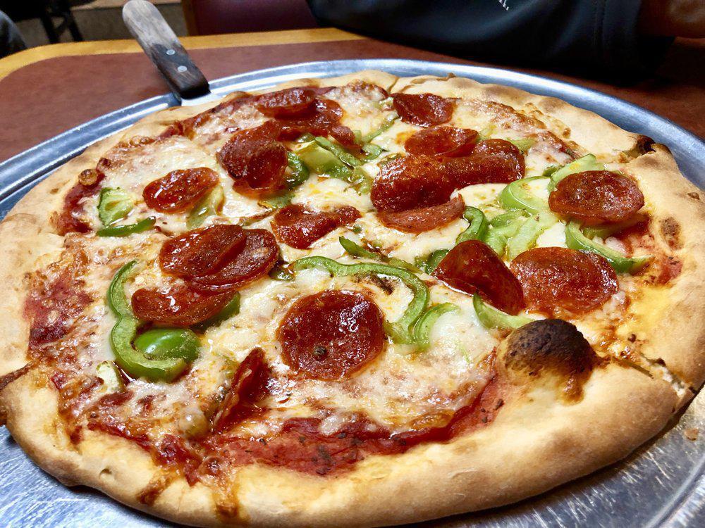 Giovanni's New York Pizza · Italian · Pizza · Sandwiches · Salad · Desserts