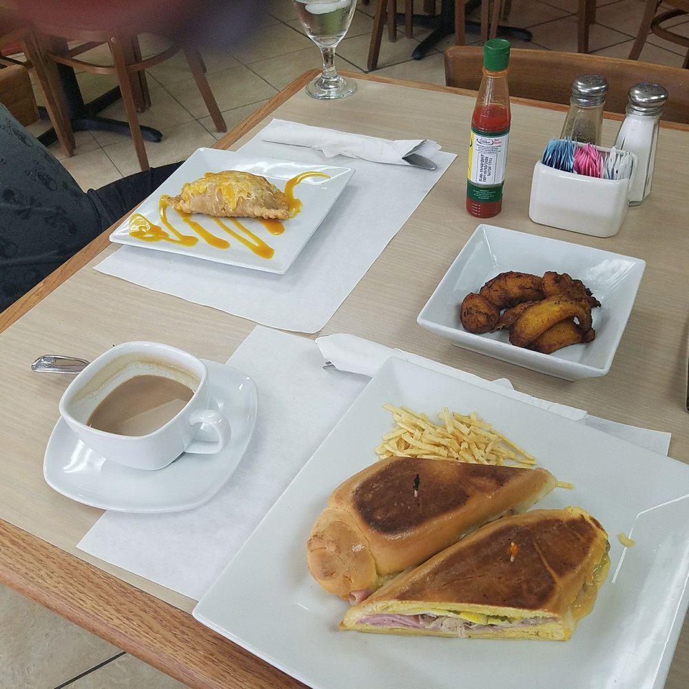 Azucar Bakery & Cafe · Sandwiches · Bakery · Coffee · Breakfast