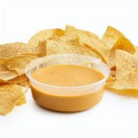 Chips And Queso · 1060 CAL