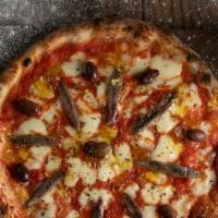 Napoli Pizza
 · Hand crush tomato, mozzarella,acciughe, black olive, oregano, garlic, and Evoo.