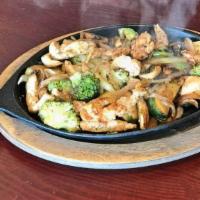 Chicken Paleo Special · Our chicken grilled with broccoli, cauliflower, zucchini, mushroom, spinach, onion, and gree...
