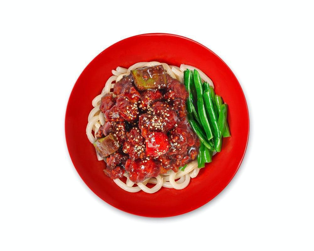 Gochujang Garlic Noodle Bowl · wok-fried, green + red bell pepper, side of string beans