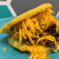 Arepas · Handmade Venezuelan arepas. Choose your filling.

Arepas venezolanas hechas a mano. Elige tu...