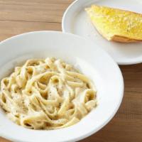 Child Fettuccine Alfredo · Child portion of fettuccine noodles topped with Alfredo sauce.