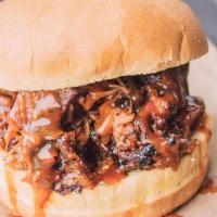 Burnt Ends Sandwich · Chopped brisket & pulled pork, smoked in 4R Signature Sauce.