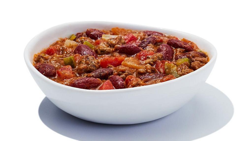 Hooters Chili · A bowl of delicious Home-style chili, add your favorites such as cheese, onions and sour cream. 390 cal | topped wth cheese and onions 510 cal