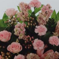 Bouquet En Cesta #11 Rosas · Bouquet de rosas en cesta, completamente especial para cualquier ocasion.