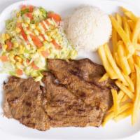 Carne Asada / Grilled Beef · Carne a la parrilla con arroz, patatas fritas y ensalada. / Grilled steak with rice, french ...