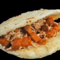 Arepa Mixta / Mixed Corn Cake · Arepa, pollo, carne, panceta de cerdo, queso y salsa rosa. / Corn cake, with chicken, meat, ...