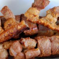 Chicharrón Frito Por Lb / Fried Pork Rinds Per Lb · 