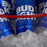 Bud Light Aluminio 20Oz · Esta Cerveza es elaborada con una mezcla de aromas finos de Lupulo, con una combinacion de m...