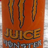 Moster Juice Lata Naranja · Bebida energetica en lata desechable de 473ml. elaborada a base de agua carbonatada, azucar,...