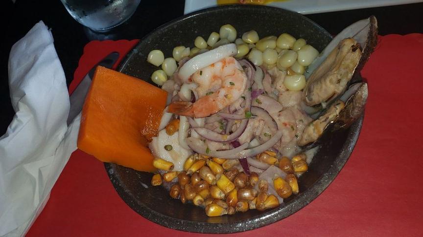 Cebiche Mixto Swai · SWAI + seafood cebiche.
seafood: squids, mussels, shrimps and octopus.