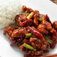General Tso'S Chicken  · Spicy Crispy chunks of chicken in special hot sweet & sour sauce & broccoli