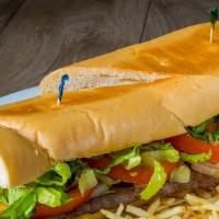 Lomito Completo  · Sándwich de carne con jamón, queso, huevo, tomate, lechuga y mayonesa acompañado de papas fr...