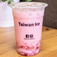 Strawberry Milk Tea · 22 ounce.