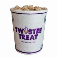 Cookie Dough Quart · Our tasty Vanilla ice cream with cookie dough mixed in!