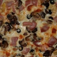 Capricciosa · Artichoke, Black Olive, Mushrooms, Ham, Cheese.