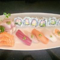 Sushi Sashimi Special · 7pcs Sashimi, 5pcs Nigiri and California Roll