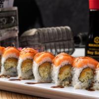 Super Crunch Roll · Crunchy flakes and spicy mayo topped with smoked salmon and eel sauce.