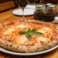 Margherita · mozzarella, tomato sauce, fresh basil