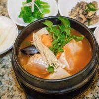Sang Daegu Tang · Hot spicy fresh cutlassfish with vegetable, and tofu.