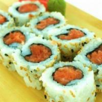 Spicy Salmon Roll · Regular.

Salmon with spicy sauce.