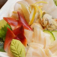 Shellfish Mori · Five kinds of shellfish sashimi assortment.

Consuming raw or undercooked meat, poultry, sea...