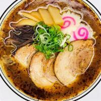 (R7) Shoyu Ramen · [Clear Chicken Broth] [Egg Thin Noodle] Chashu, spinach, fish cake, scallion, soft boiled eg...