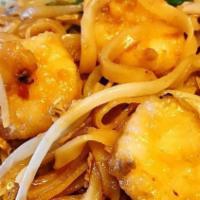 Char Kway Teow · Spicy. Thai Malaysian famous stir-fried flat rice noodles with shrimp, mussel, bean sprouts,...