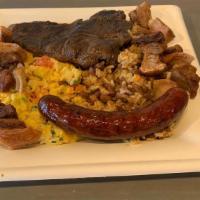Calentado Con Huevos, Chorizo, Carne Y Arepa / Calentado With Eggs, Chorizo, Beef, And Arepas · 