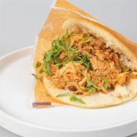 Arepa With Shredded Chicken · 