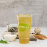 Four Season Green Tea · 24 oz. 85/112 cal.